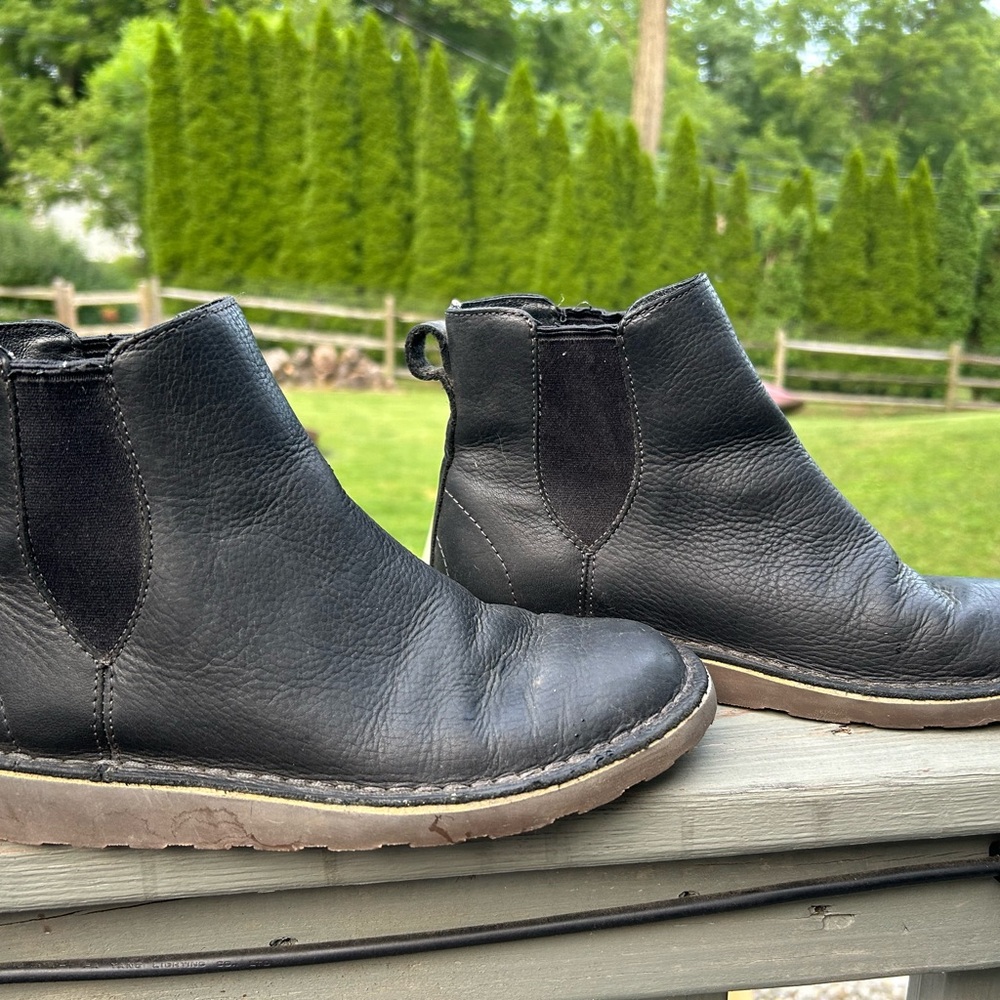 Women’s Black Leather LL Bean  Boots size 7